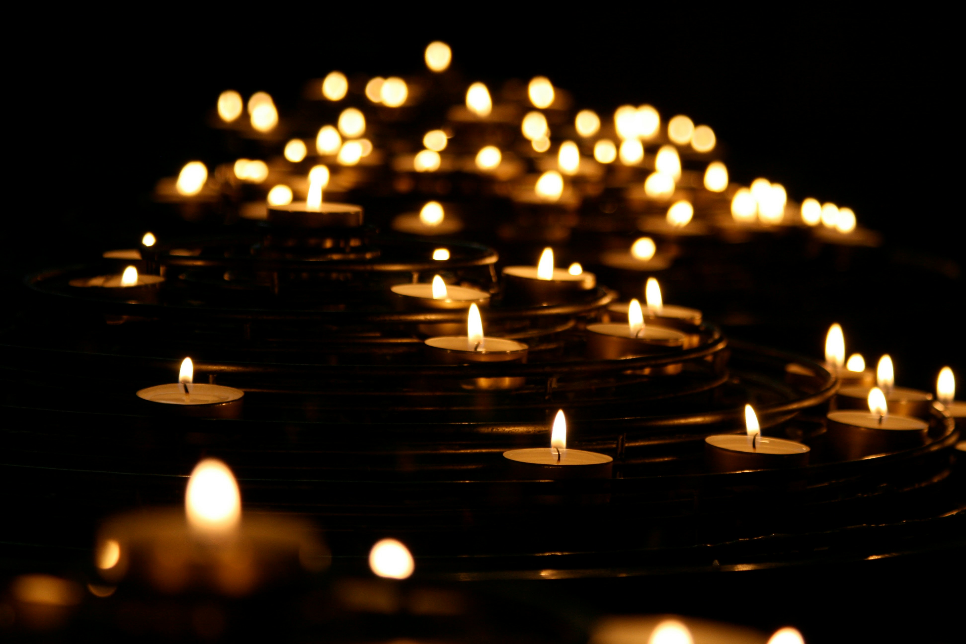 Velas Memorial